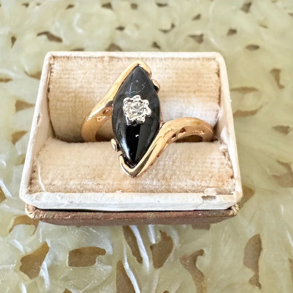 Vintage Art Deco Style Black Marquise Cubic Zirconia Ring Size 8 Statement Gold